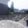 基礎工事中